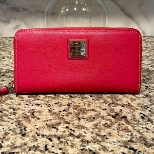 Dooney & Bourke Lg Hot Pink Zip-Around Wallet